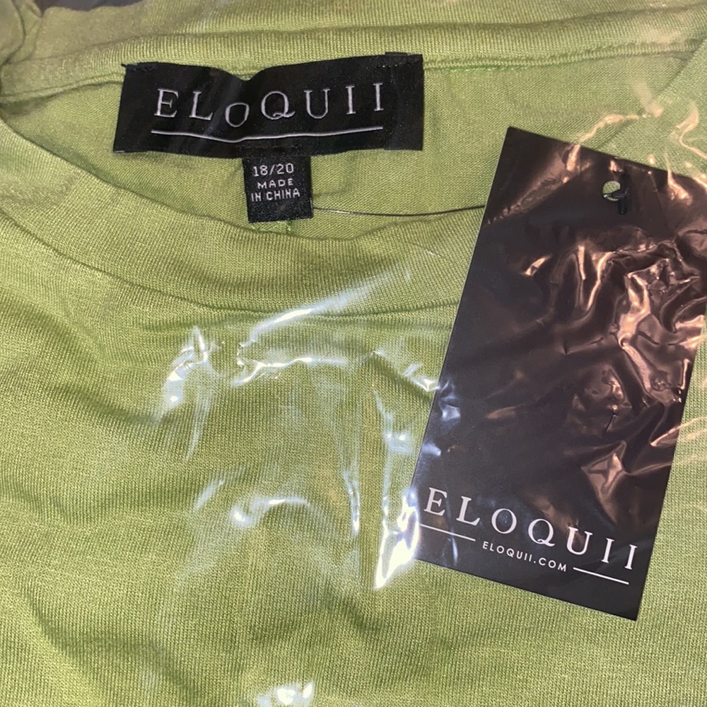 NWT ELOQUII Long Sleeve Top With Ruched Cutouts - Herbal Garden - Picture 9 of 10